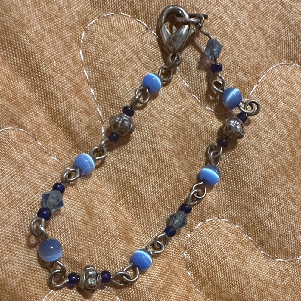Child Elegant Blue Beaded Bracelet